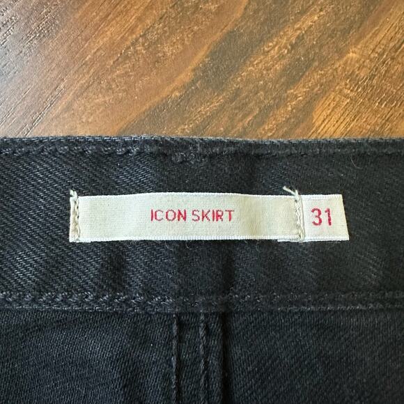 LEVI'S Icon Mini Skirt Black Denim Cotton Frayed Button Fly Goth NWT - Picture 6 of 10